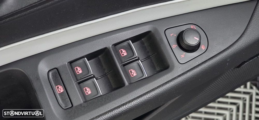 SEAT Leon 2.0 TSI Cupra DSG S/S - 43