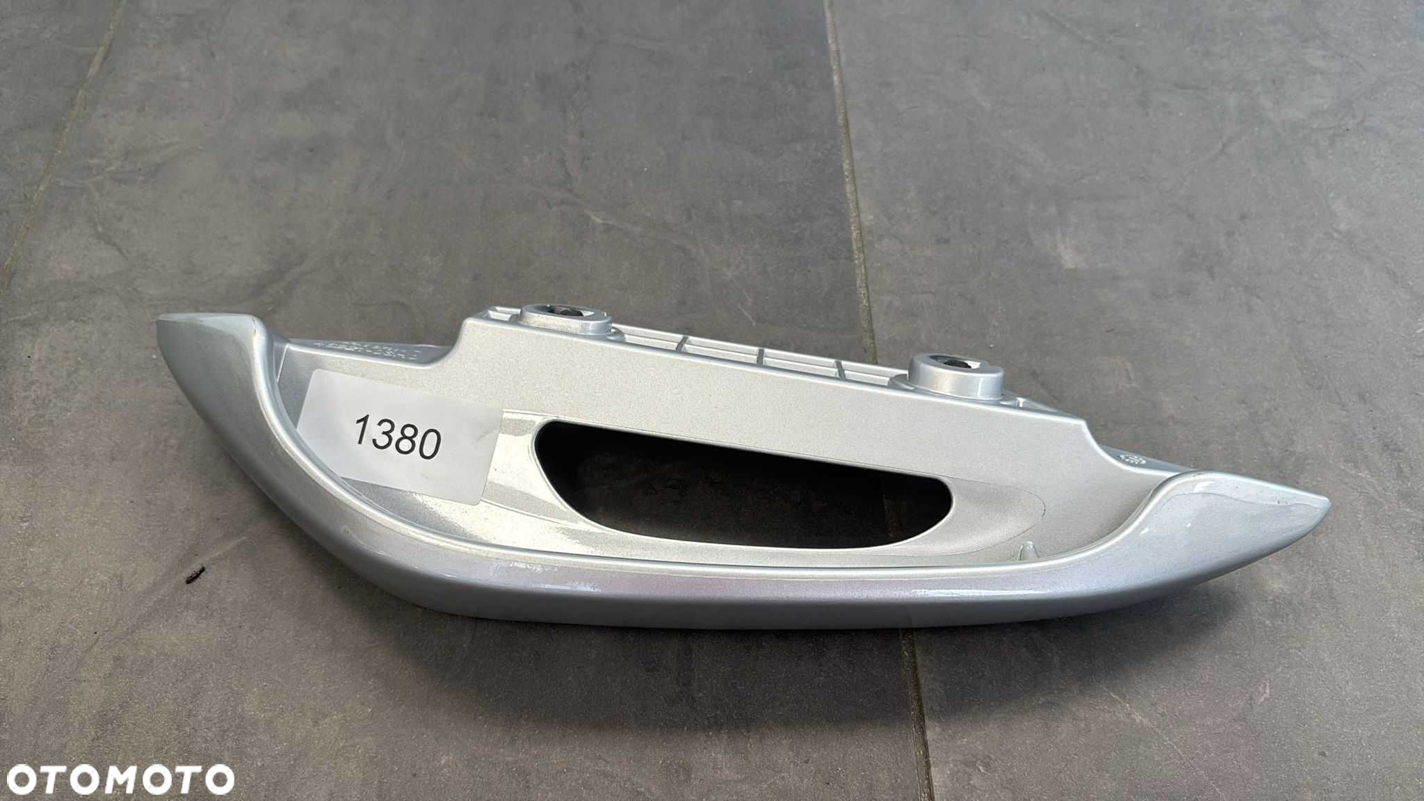 Uchwyt Rączka Pasażera Lewa Suzuki Burgman 125. 2007-13 [1380] - 4