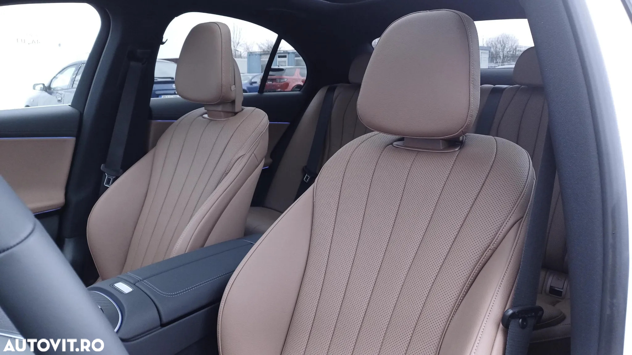 Mercedes-Benz E 200 MHEV 4MATIC Aut. - 11