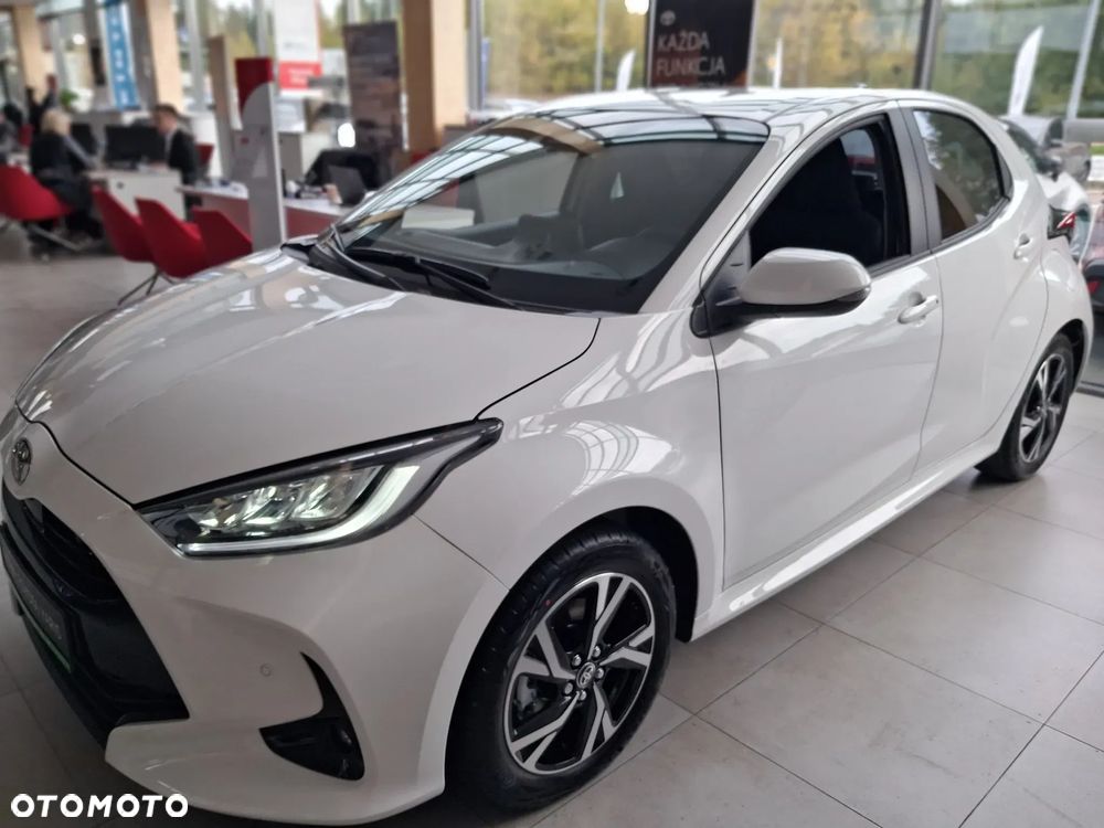 Toyota Yaris Hybrid 1.5 Style - 10