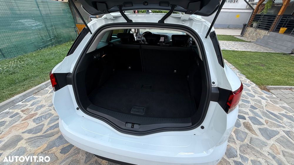 Renault Megane TCe EDC Zen - 7