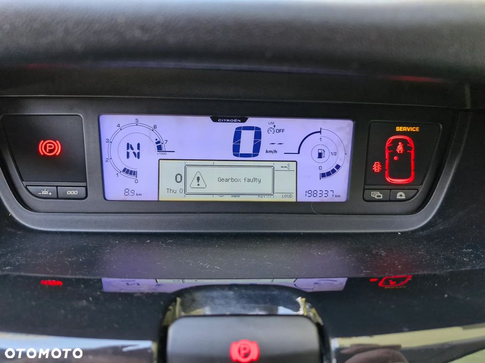 Citroën C4 Picasso 2.0 16V EGS6 Tendance - 8