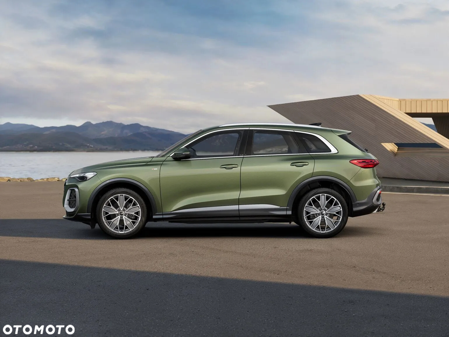Audi Q5 TFSI 150 kW S tronic edition one mythosschwarz - 4