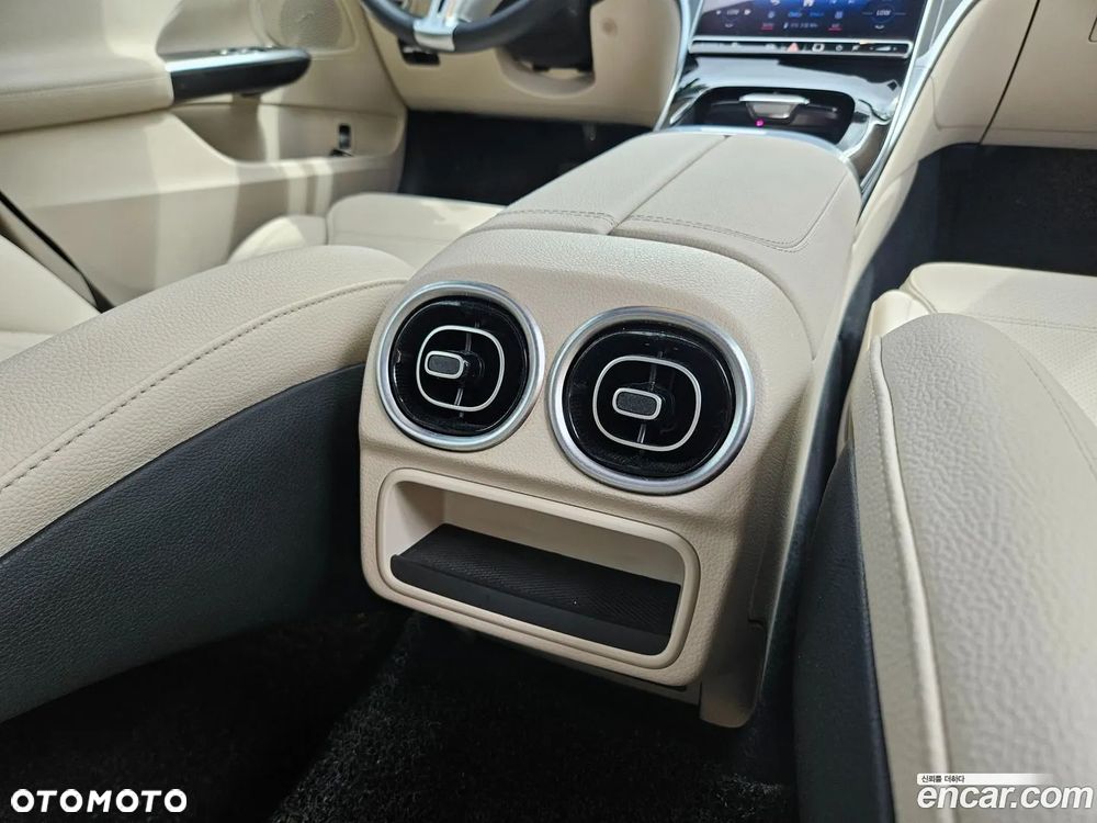 Mercedes-Benz Klasa C 300 4Matic 9G-TRONIC Avantgarde - 15
