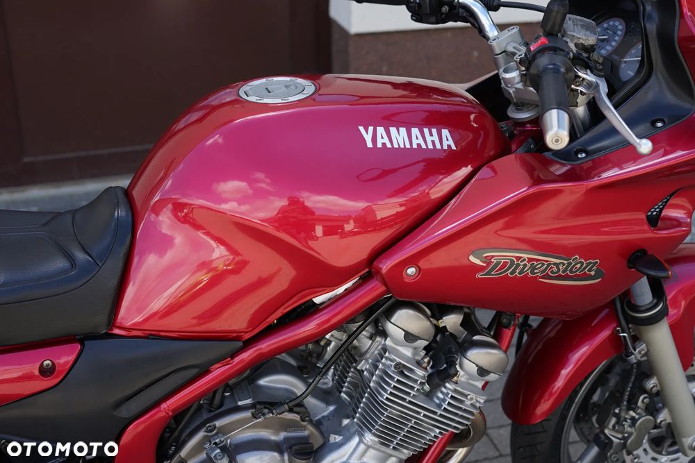 Yamaha XJ - 11