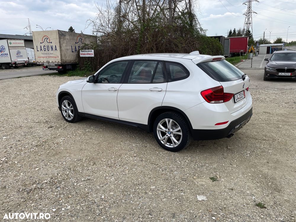 BMW X1 sDrive18d Sport Line - 3