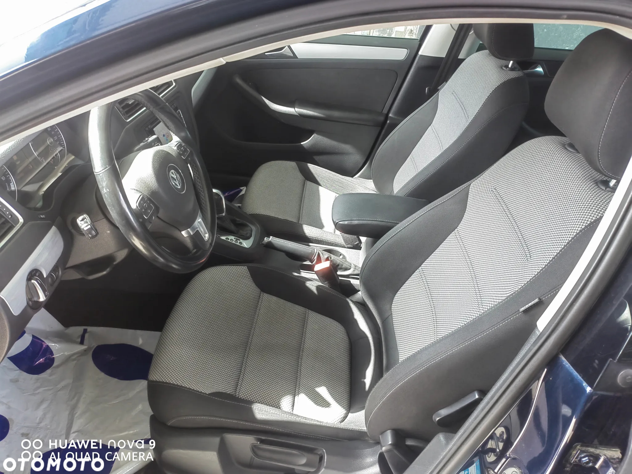Volkswagen Jetta 1.4 Hybrid DSG Comfortline - 16