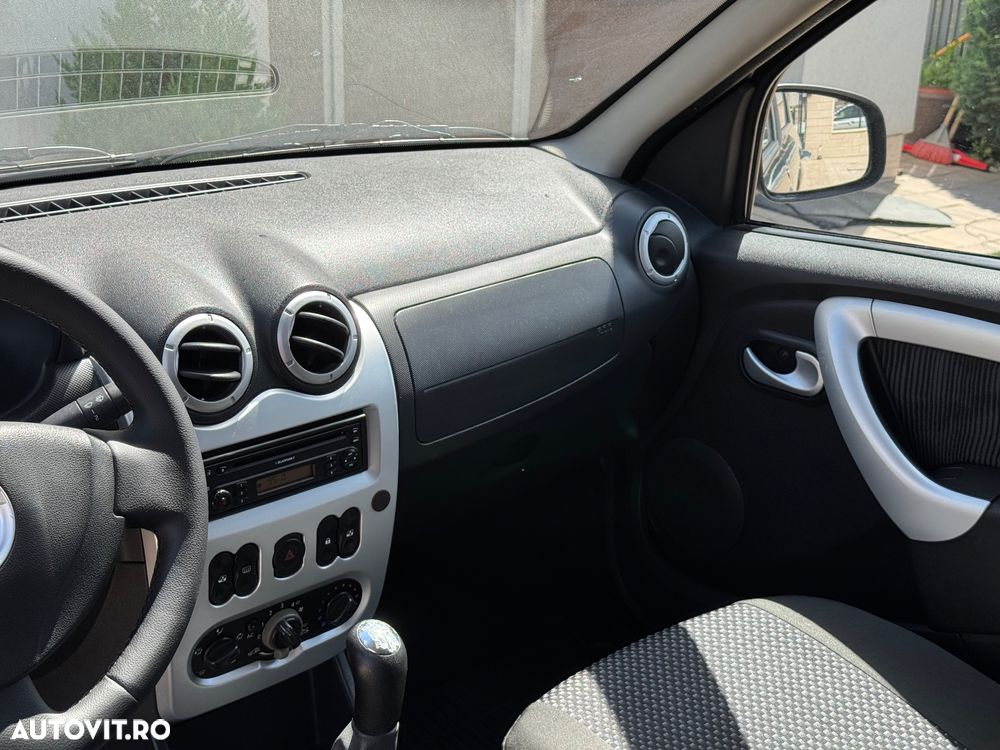 Dacia Logan 1.6 16V MPI Laureate - 12