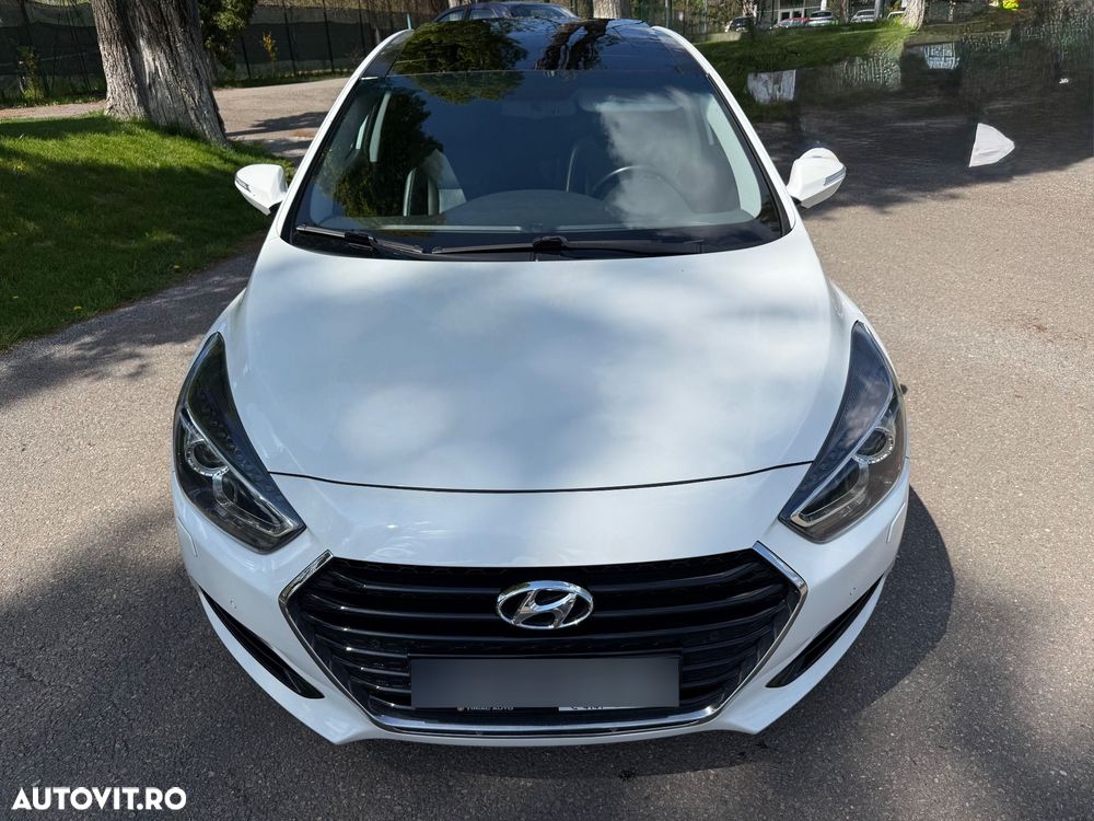 Hyundai i40 1.7 CRDI CW 7DCT Supreme+ - 2