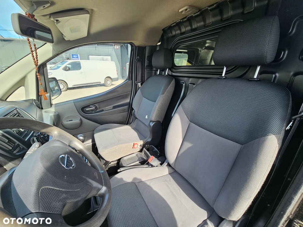 Nissan NV200 - 27