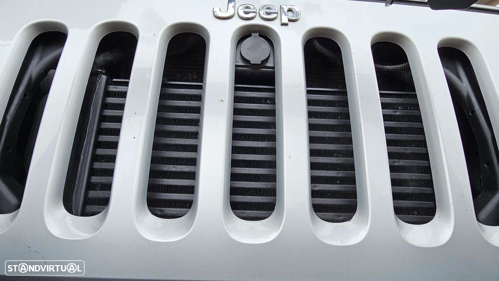 Jeep Wrangler Unlimited 2.8 CRD MTX Sahara Limited - 38