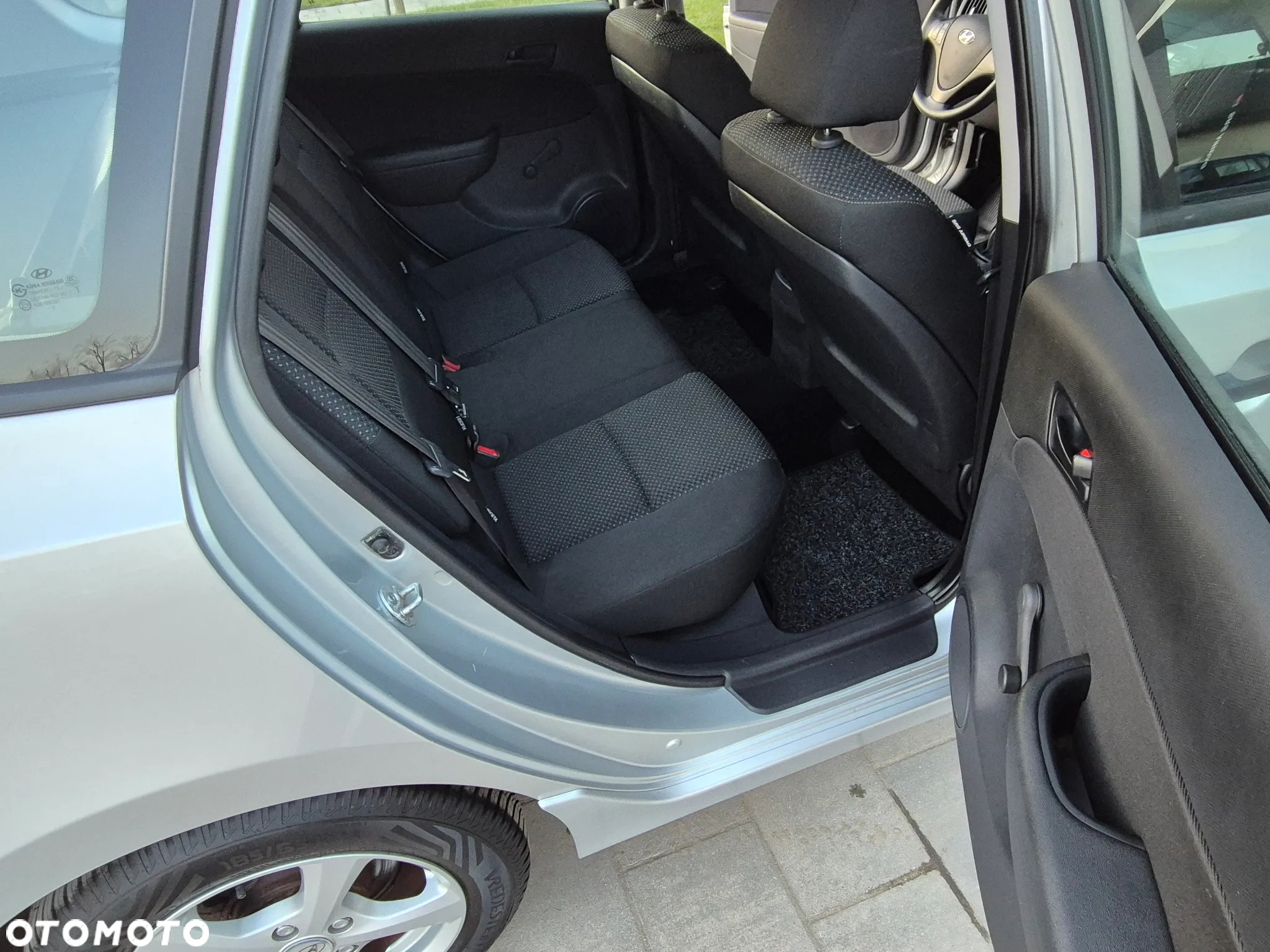 Hyundai i30 i30cw 1.4 Edition Plus - 16