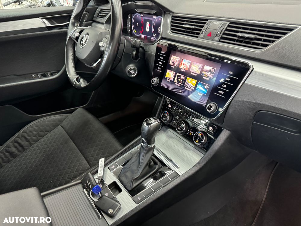 Skoda Superb 2.0 TDI DSG Ambition - 18