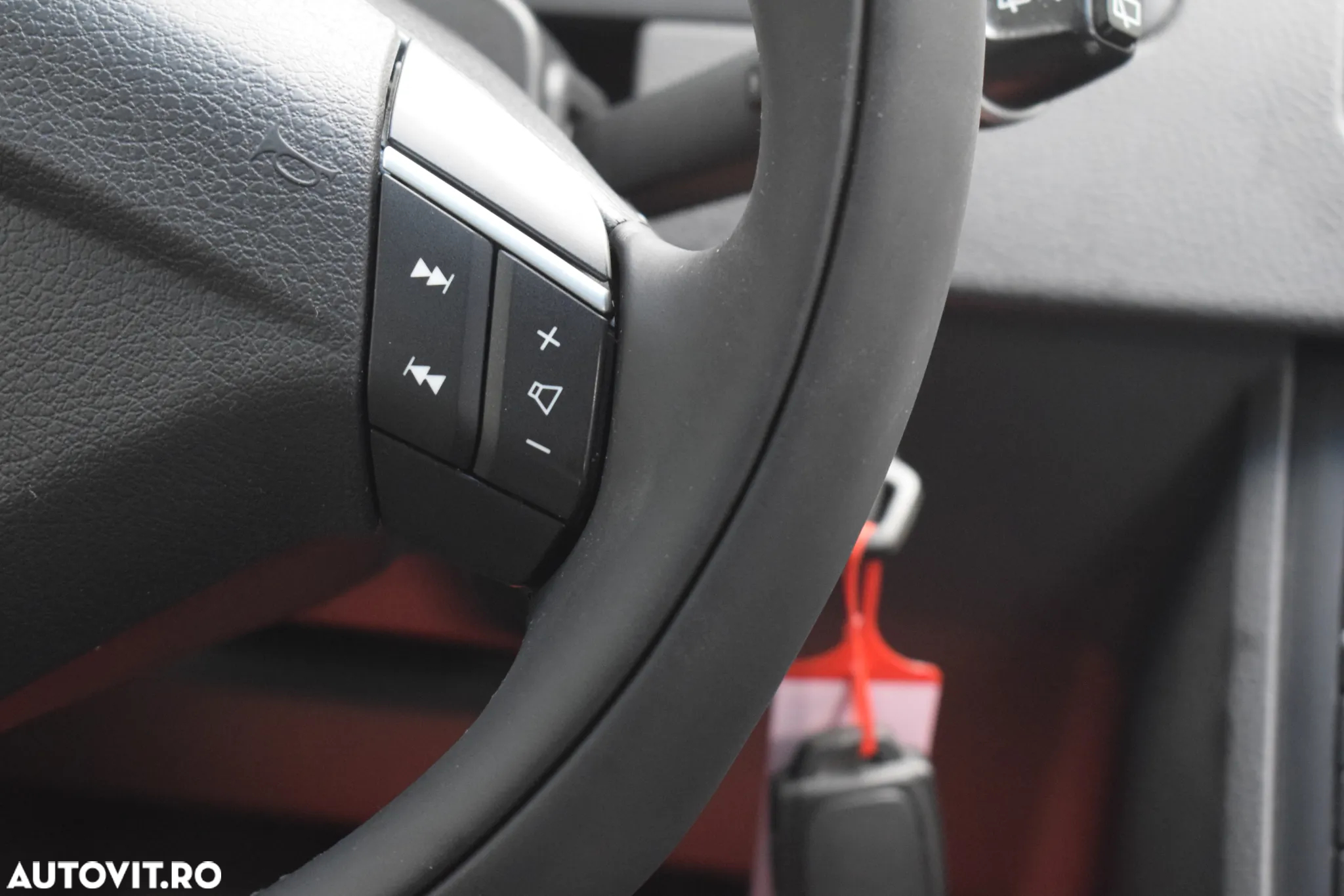 Volvo XC 90 D5 AWD Geartonic Summum - 26