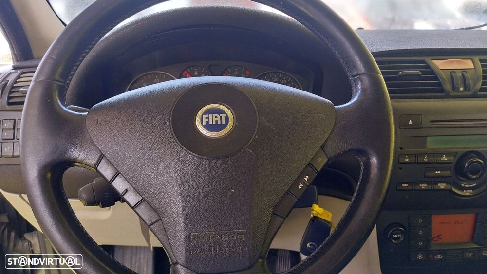 Fiat Stilo 1.4 16V Active - 6