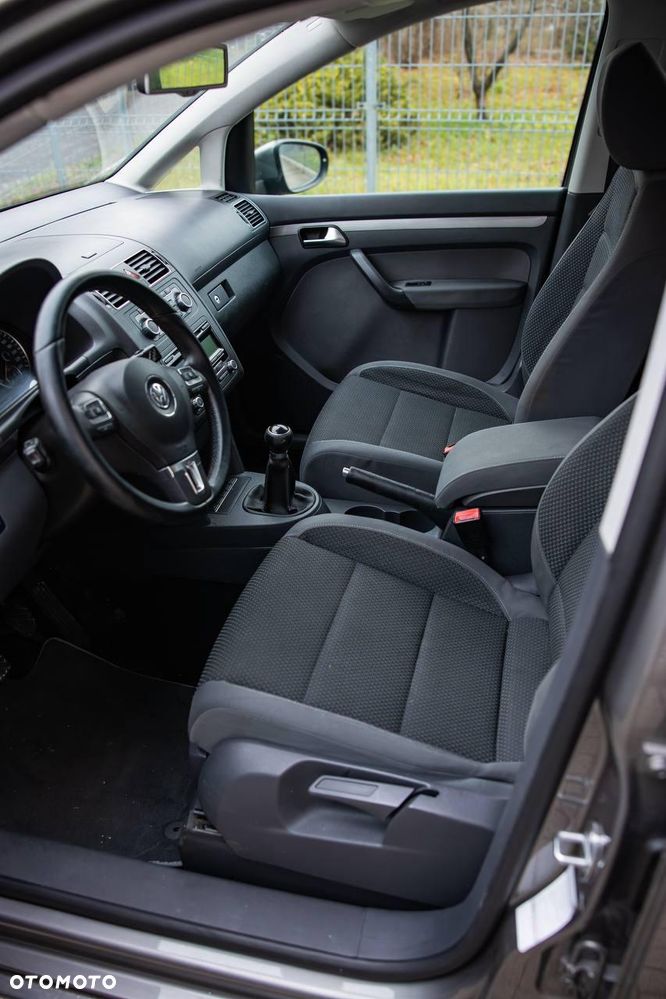 Volkswagen Touran 1.6 TDI DPF BlueMotion Technology STYLE - 5