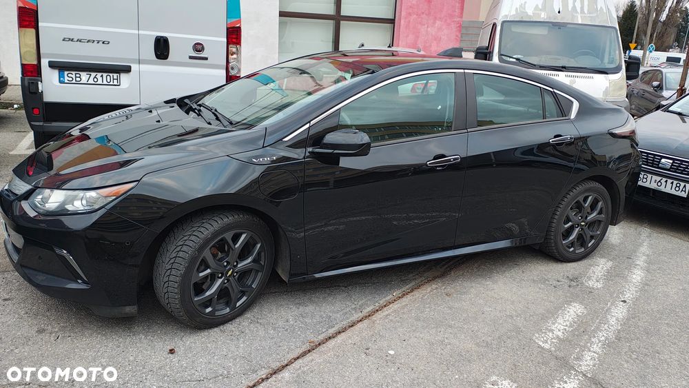 Chevrolet Volt - 2