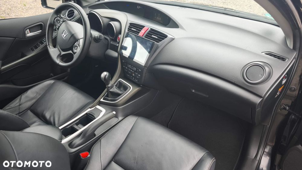 Honda Civic 1.8 Executive - 23