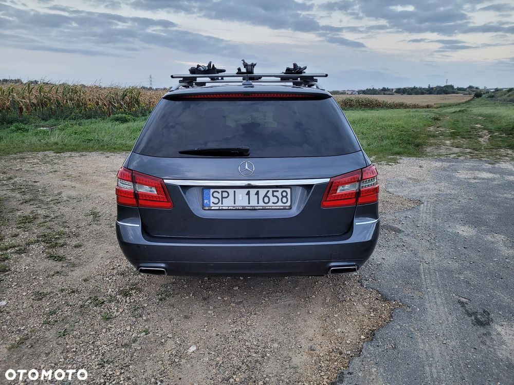 Mercedes-Benz Klasa E 350 CDI BlueEff Avantgarde - 4