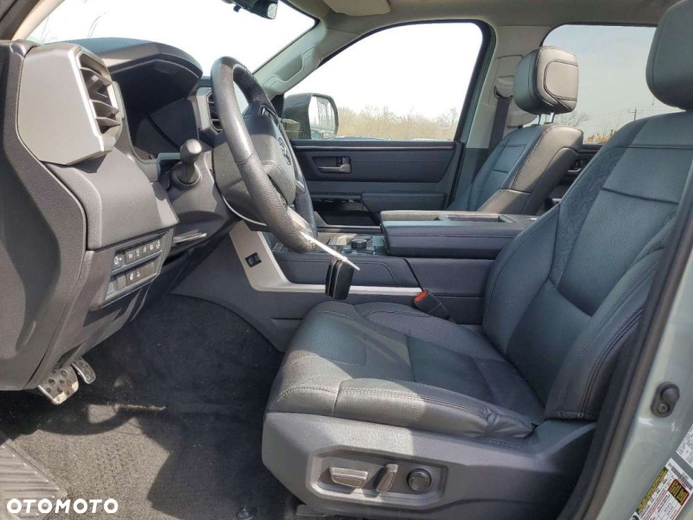 Toyota Tundra - 8