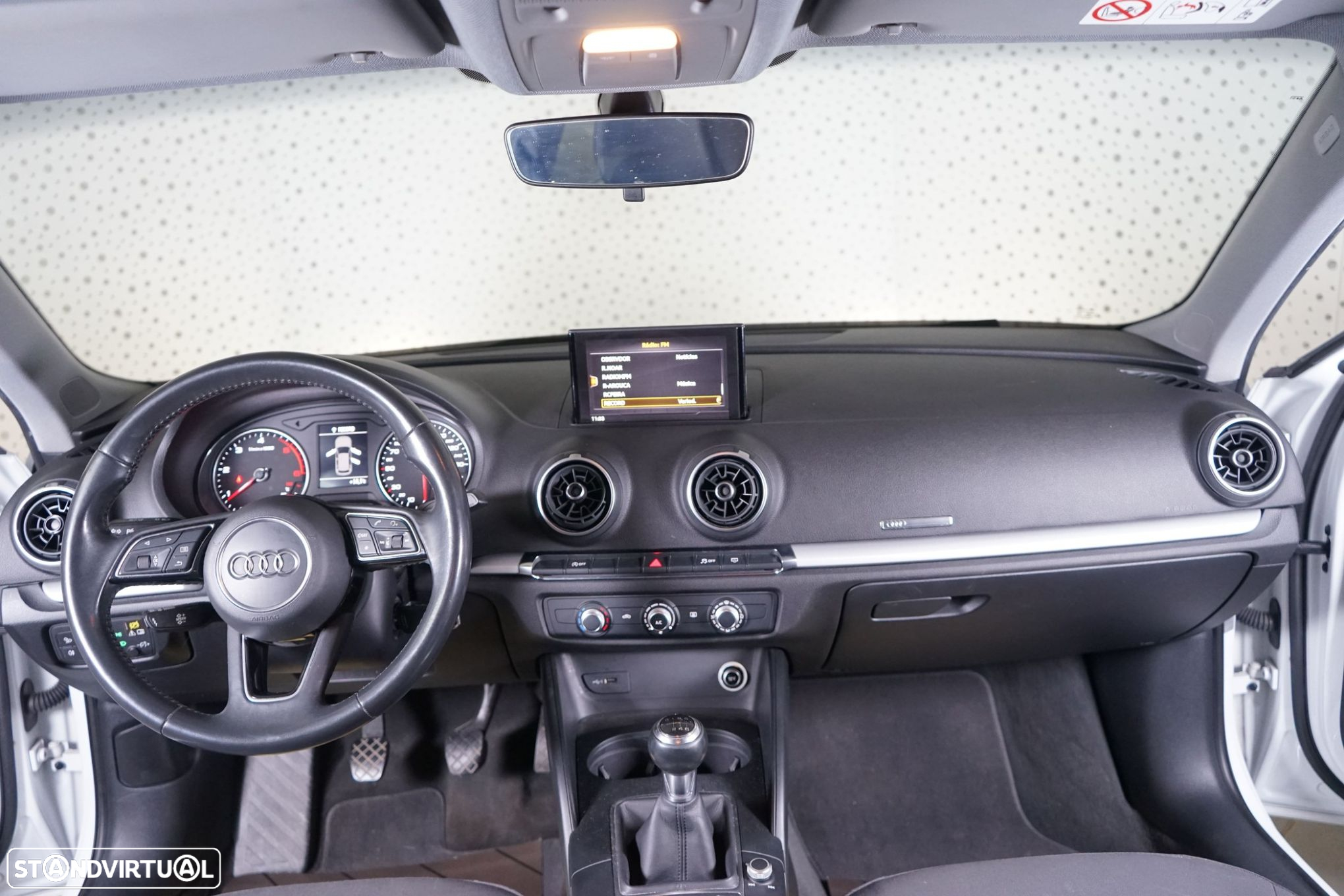 Audi A3 Sportback 1.6 TDI Design - 15