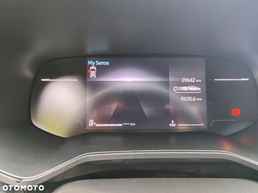 Renault Clio - 10