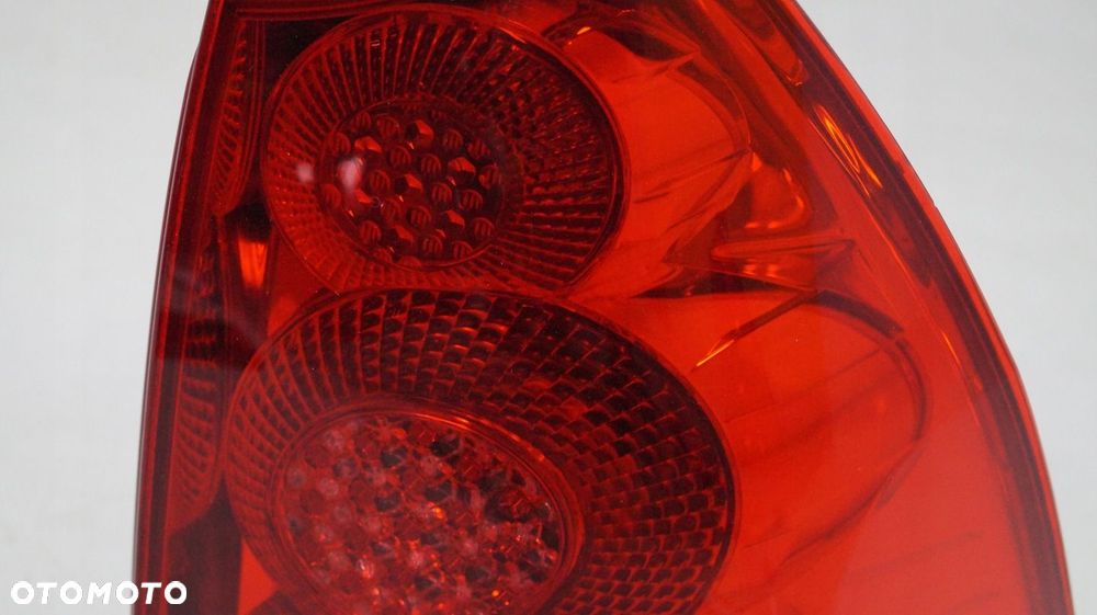 LAMPA TYLNA PRAWA PEUGEOT 307 LIFT KOMBI - 3