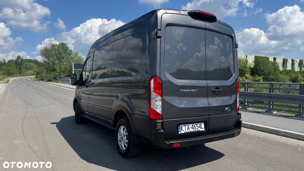 Ford Transit - 10