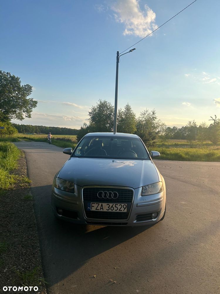 Audi A3 Sportback - 1