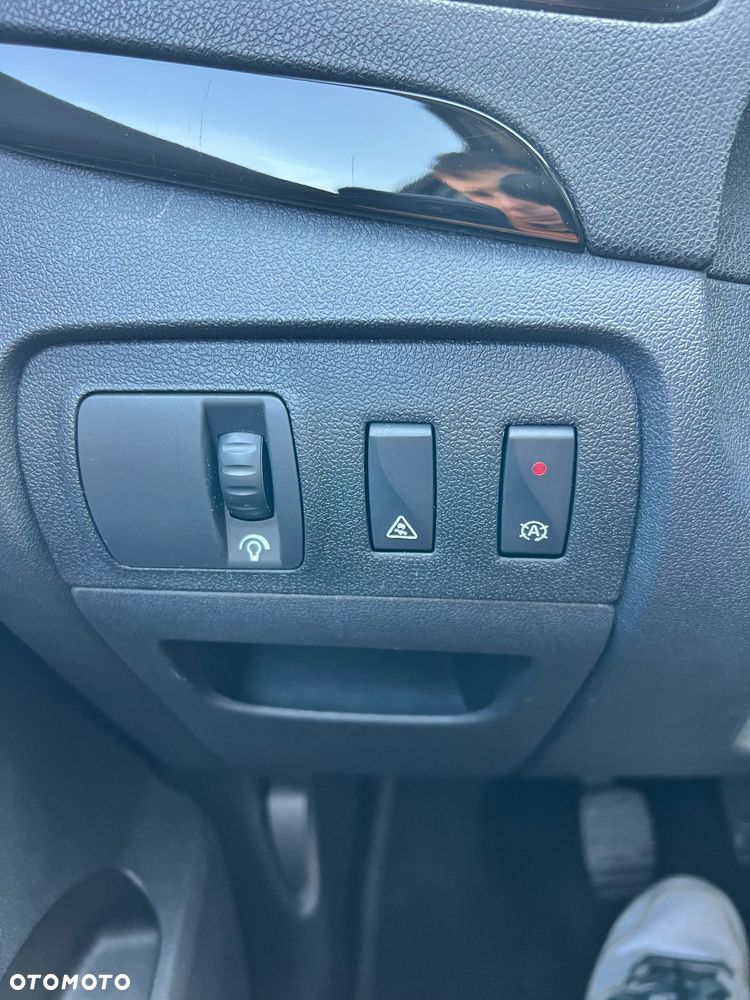 Renault Scenic ENERGY TCe 115 Bose Edition - 21