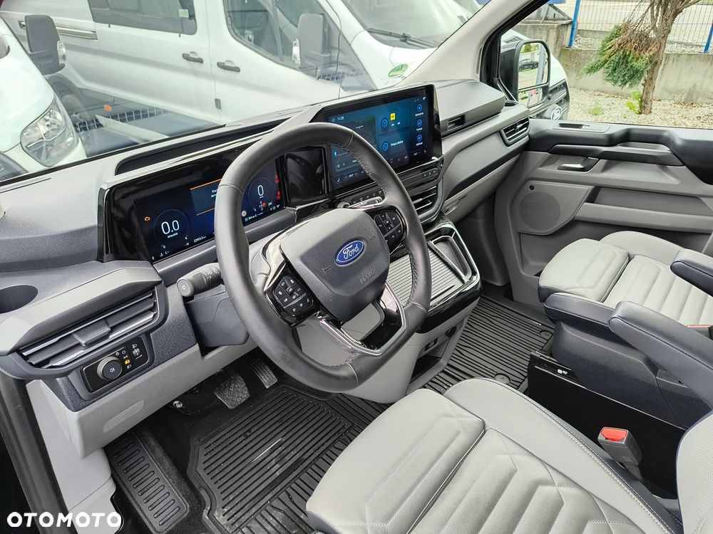 Ford Tourneo Custom 2.0 EcoBlue 320 AWD L2 Titanium X - 12
