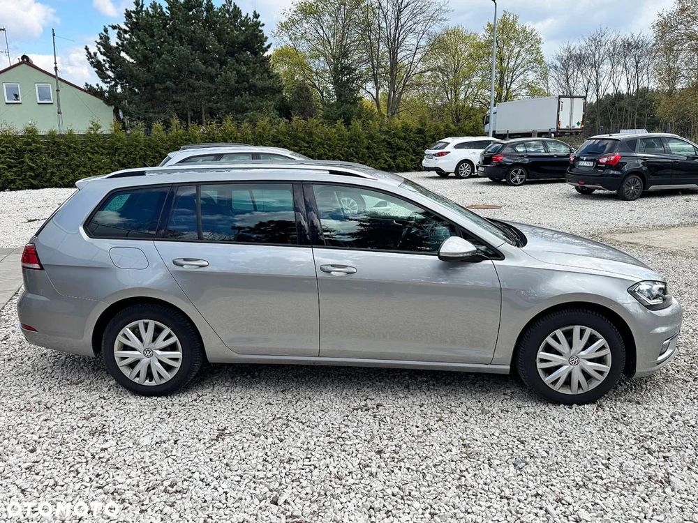 Volkswagen Golf 1.6 TDI SCR Trendline - 8