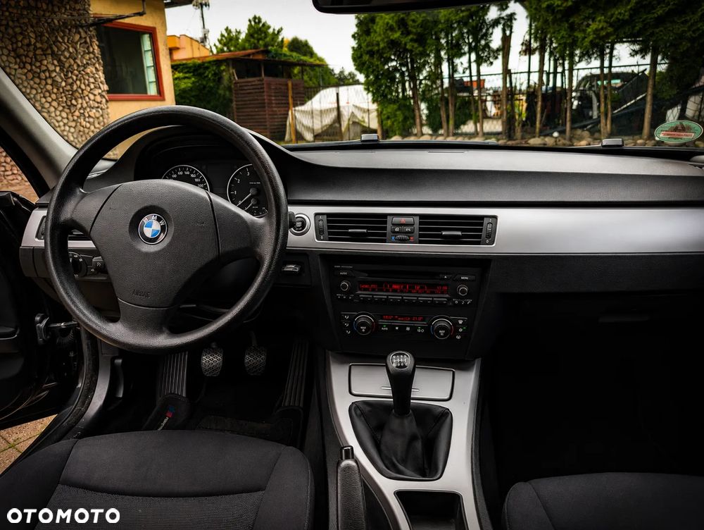 BMW Seria 3 - 14
