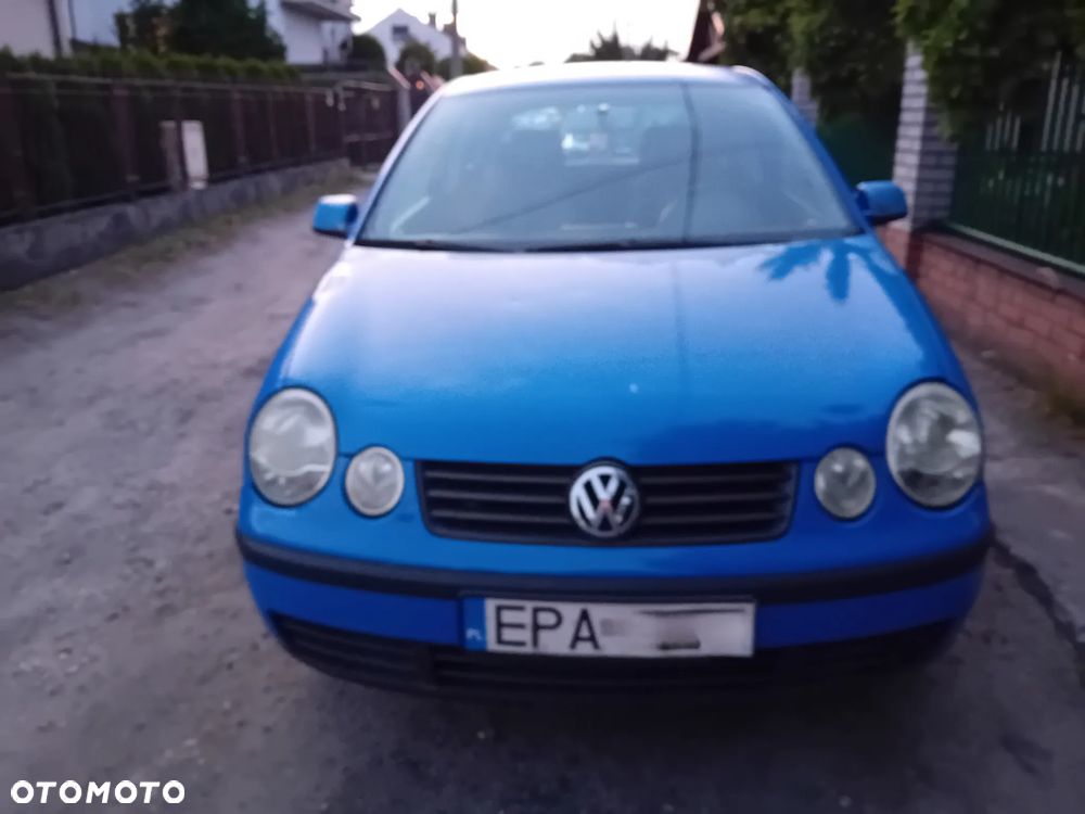 Volkswagen Polo - 2