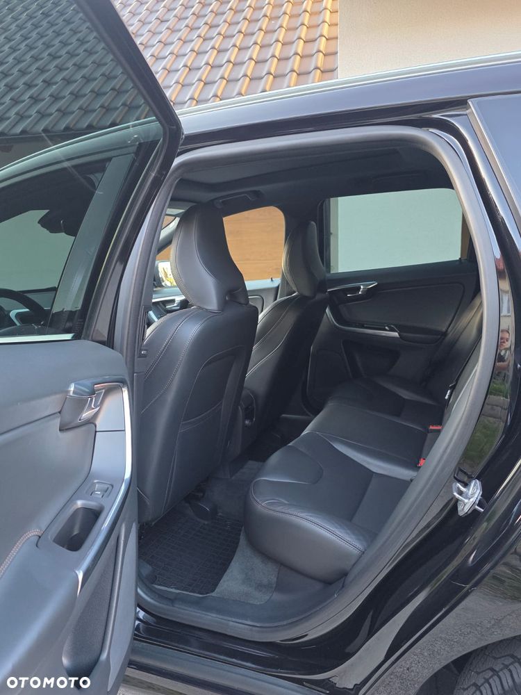Volvo XC 60 D4 Geartronic Summum - 9
