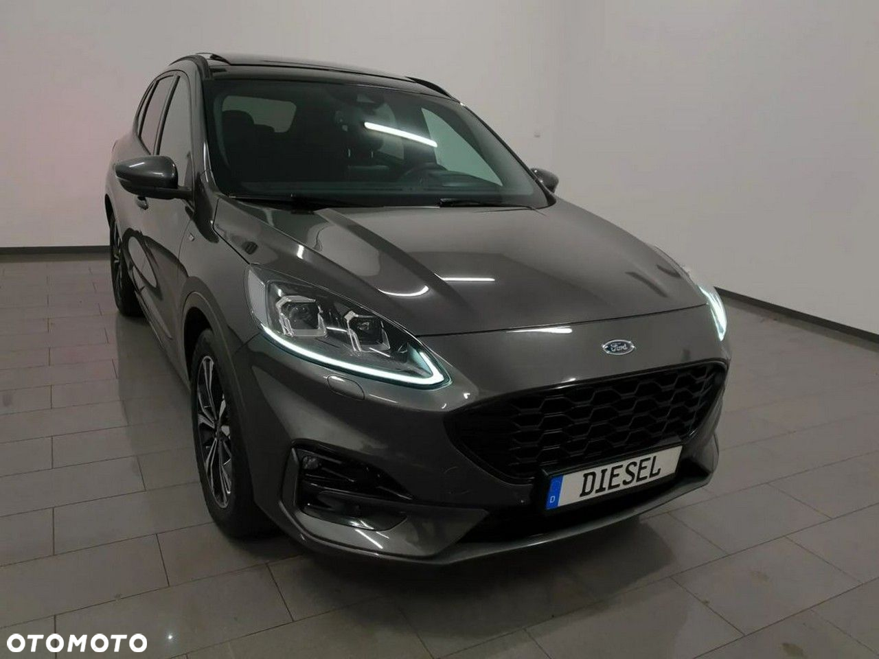Ford Kuga 2.0 EcoBlue 4x4 ST-LINE X - 34
