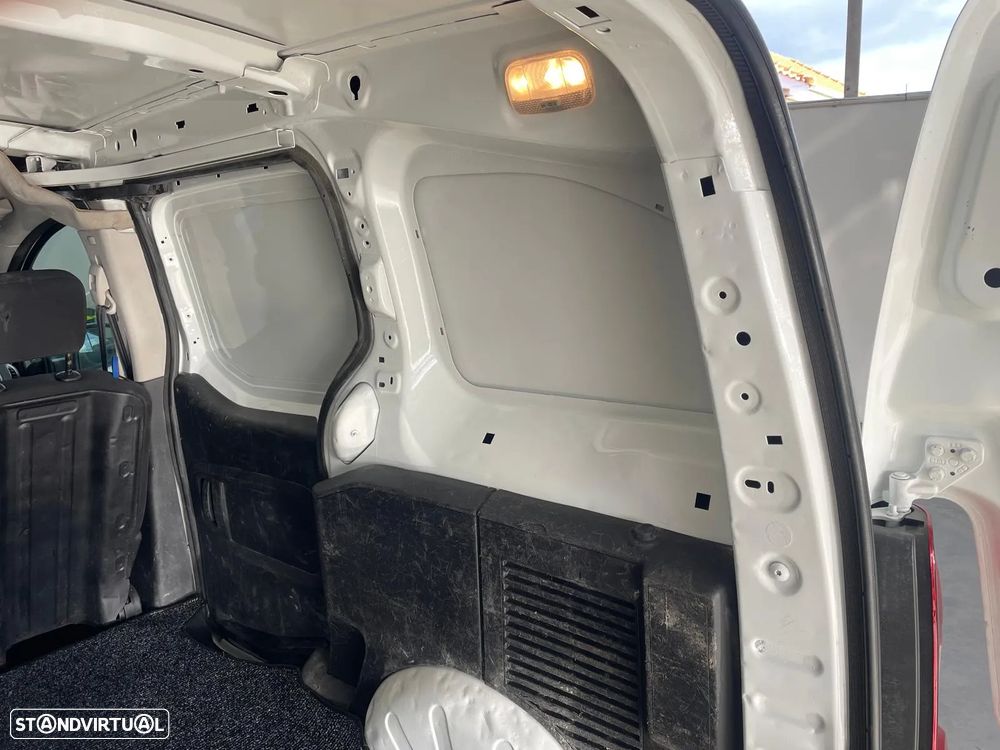 Citroën Berlingo 1.6 HDI c/GPS - 24