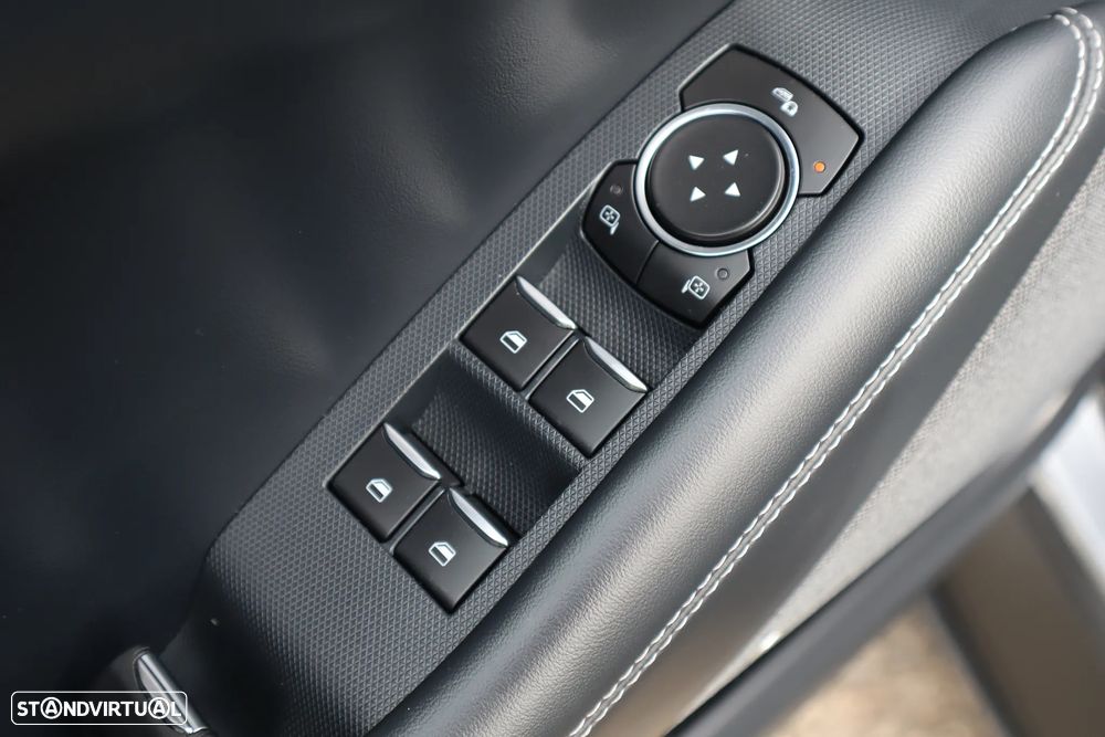 Ford Mustang Mach-E Standard - 17