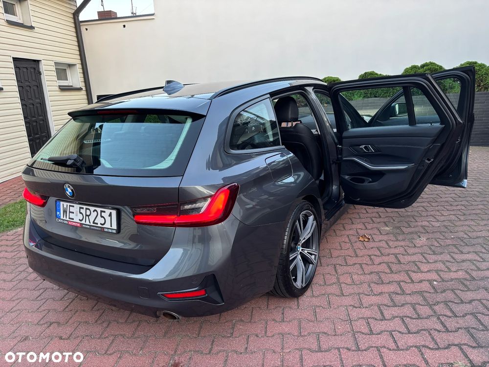 BMW Seria 3 318i Business Edition sport - 34