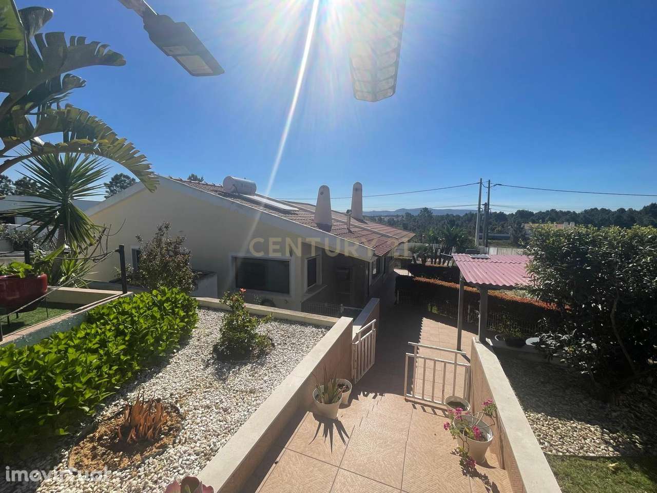 Moradia T3 em lote de 936m2 em Fernão Ferro - Grande imagem: 2/13