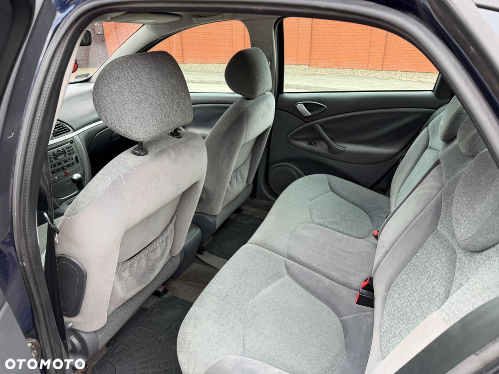 Citroën C5 II 1.6 HDi Impress Pack - 9