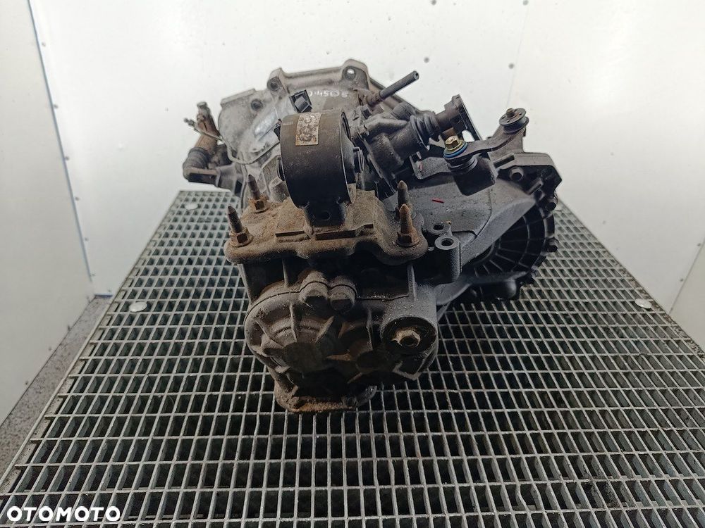 SKRZYNIA BIEGÓW MANUALNA 5 MITSUBISHI OUTLANDER I F5M42 2.0 16V - 4