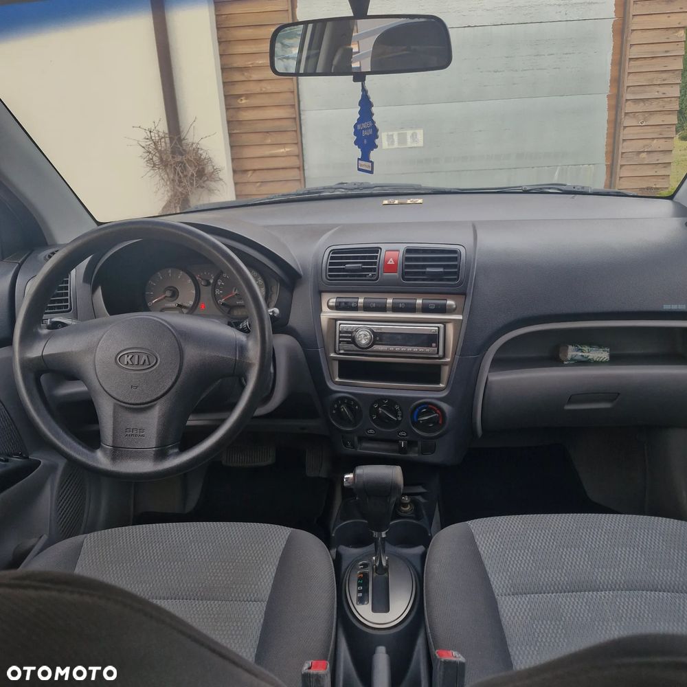 Kia Picanto - 12