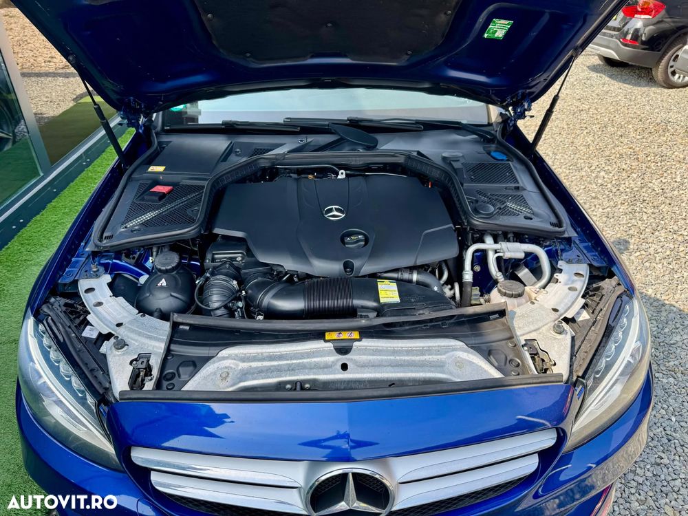 Mercedes-Benz C 220 (BlueTEC) d T 7G-TRONIC AMG Line - 24