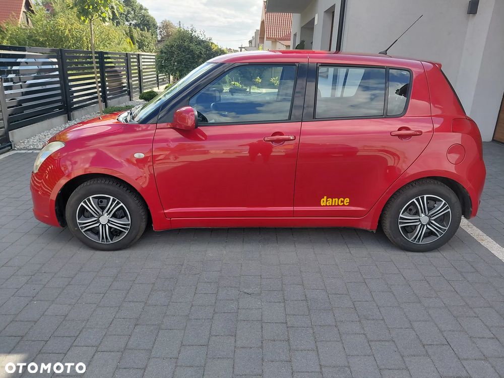 Suzuki Swift 1.3 Club - 2