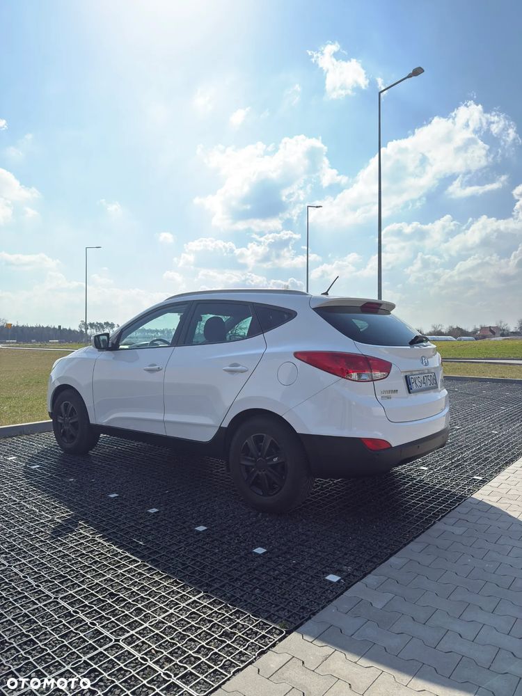 Hyundai ix35 1.6 2WD UEFA EURO 2012 Edition - 26