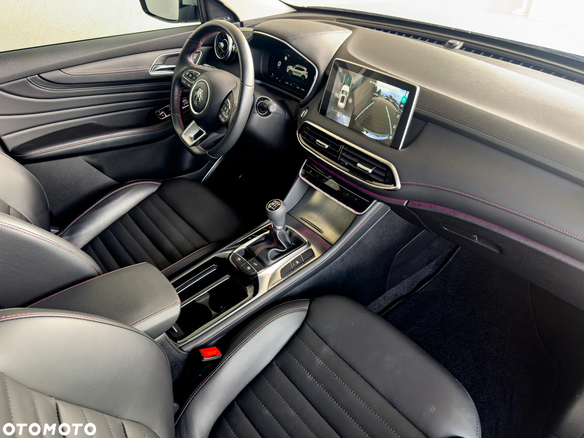 MG HS 1.5T-GDI Luxury - 14