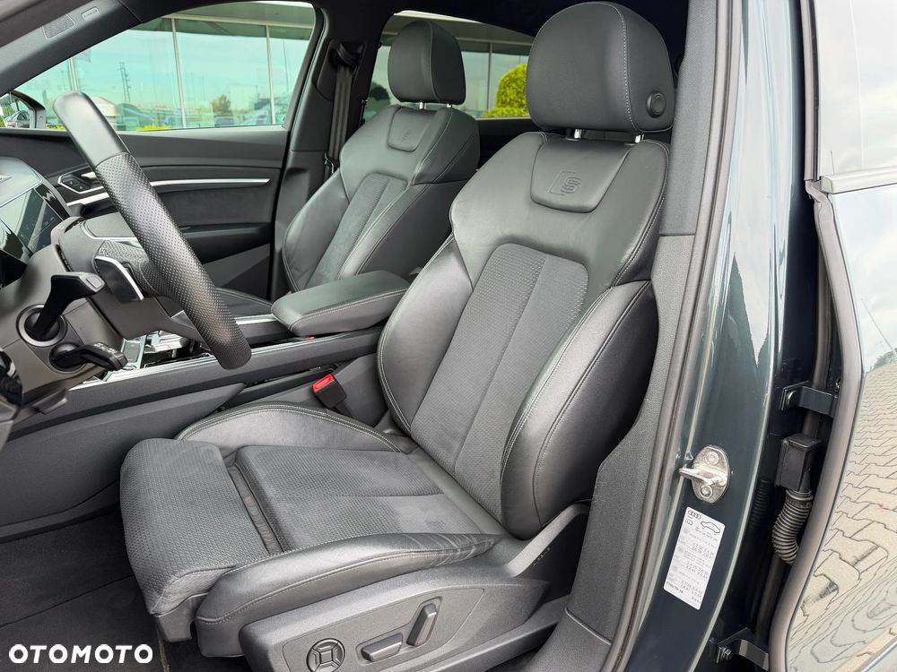 Audi e-tron 55 Quattro S Line - 14