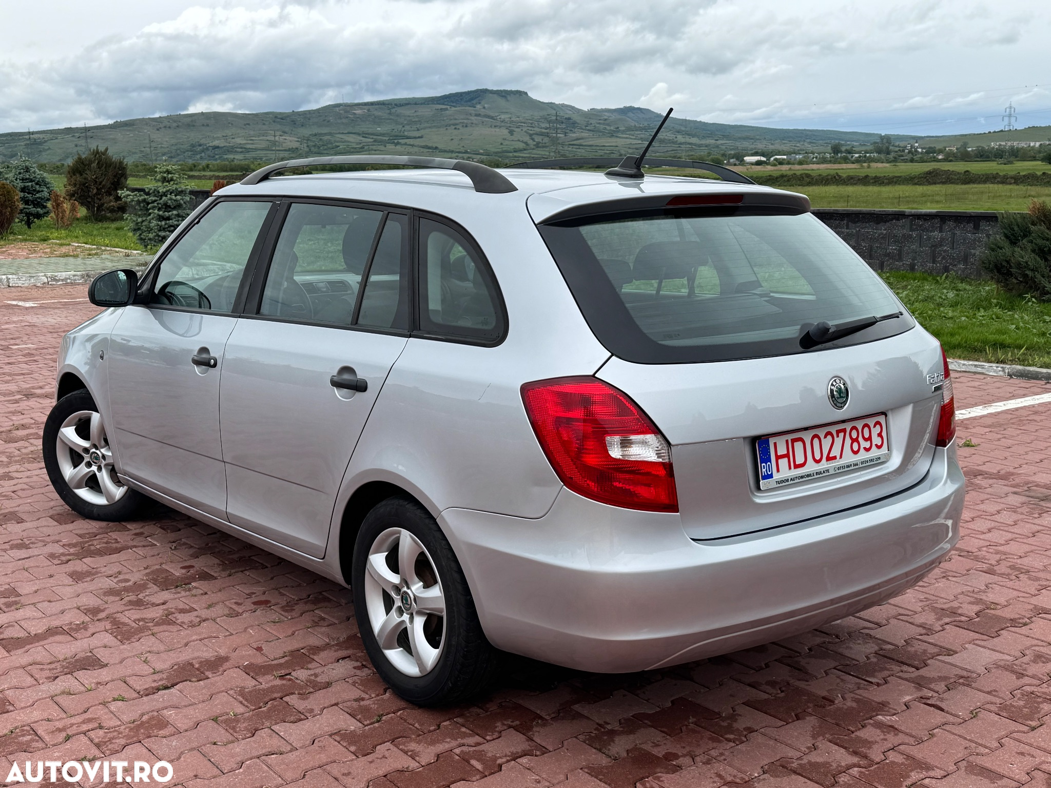 Skoda Fabia 1.2 HTP Combi Elegance - 34