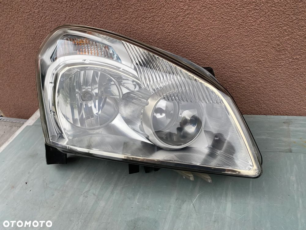 lampa qashqai I prawa eu cała - 2